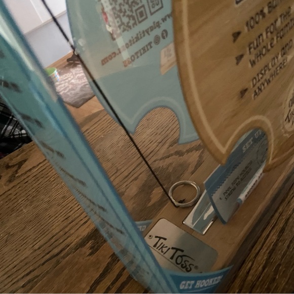 Tiki Toss Desktop Hook & Ring Game - Picture 5 of 7